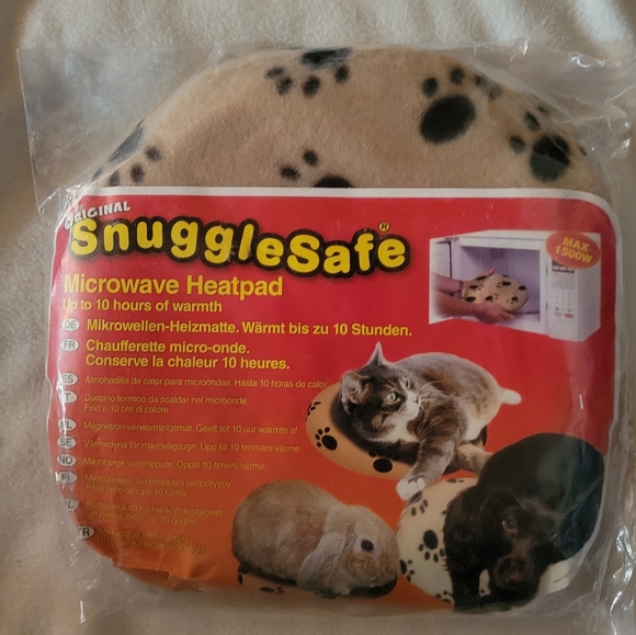 SnuggleSafe Microwave Heat Pad New - Picture 1 of 6